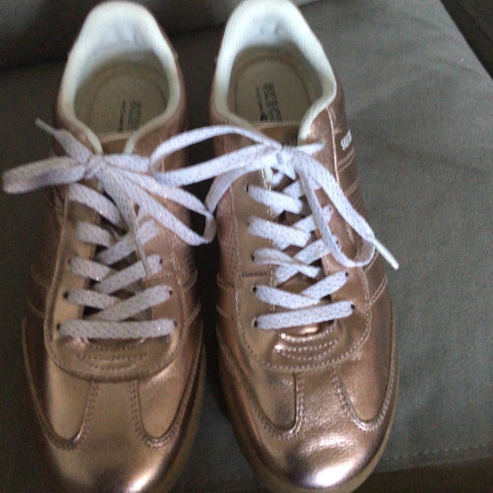 Skechers rose gold sneakers Size10